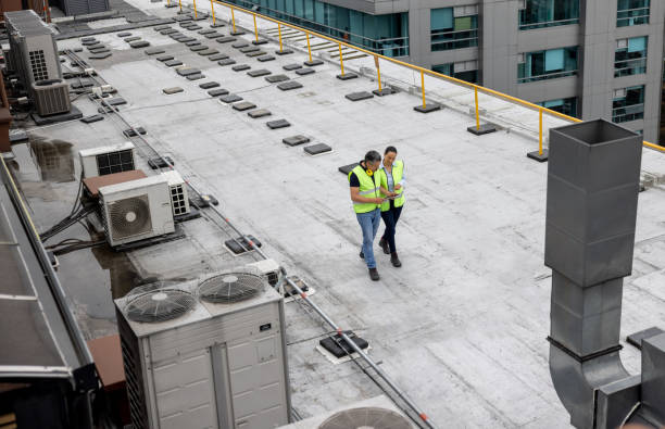 Best Emergency Roof Repair Services  in Crystal Falls, MI